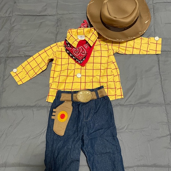 Disney brand Woody costume size 6-12 months - Picture 2 of 3